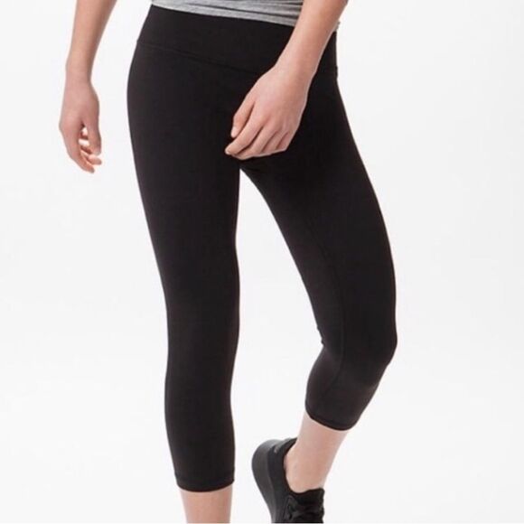 Ivivva Black Capri Athletic Leggings Sz 6 - Picture 1 of 4